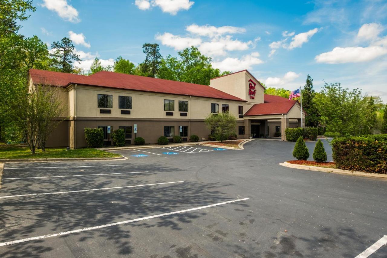 Red Roof Inn Hendersonville Exterior photo